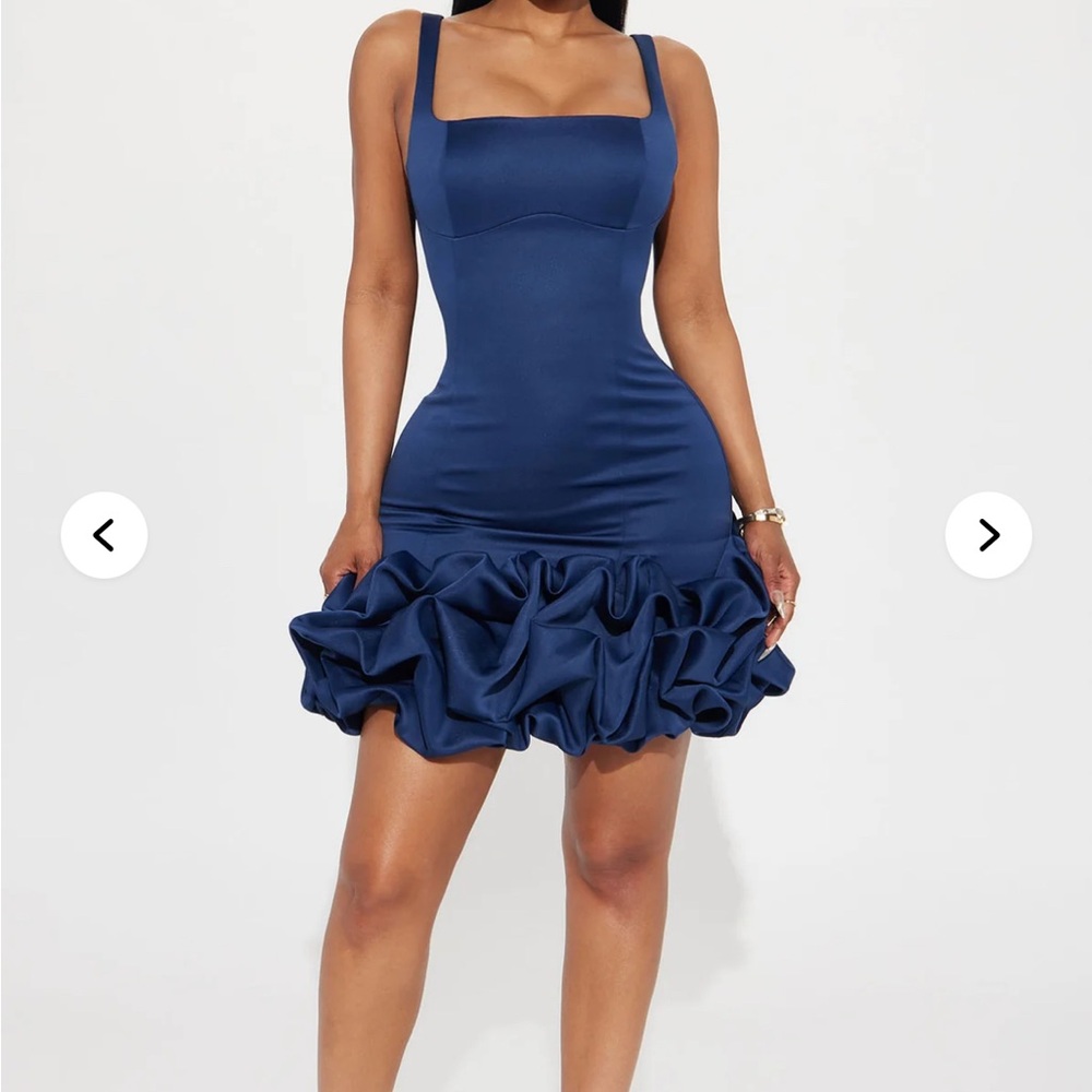 Elegant Navy Blue Ruffle Hem Dress